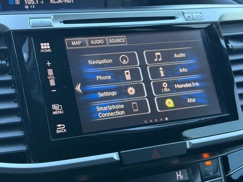 Used 2016 Honda Accord Touring image 30