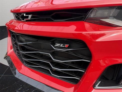 Used 2019 Chevrolet Camaro ZL1 w/ LPO, ZL1 Protection Package image 12