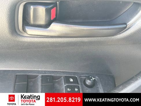 Used 2024 Toyota Corolla LE FWD image 12
