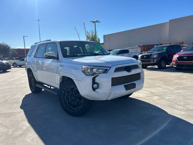 Used 2017 Toyota 4Runner SR5 Premium RWD image 1
