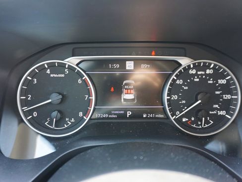 Used 2023 Nissan Rogue SL w/ SL Premium Package FWD image 7