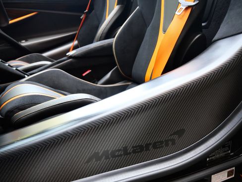 Used 2023 McLaren 720S Performance RWD image 26