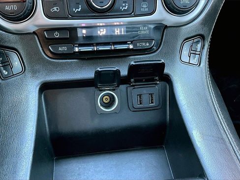 Used 2020 GMC Yukon SLT image 33