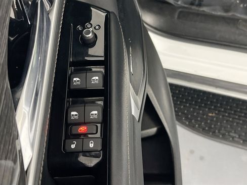 Used 2022 Jeep Wagoneer Series III w/ Convenience Group I image 18