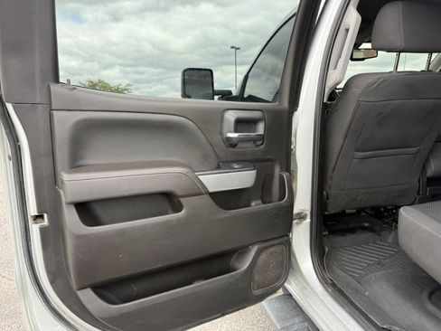 Used 2018 Chevrolet Silverado 2500 LT w/ LT Fleet Convenience Package AWD/4WD image 18