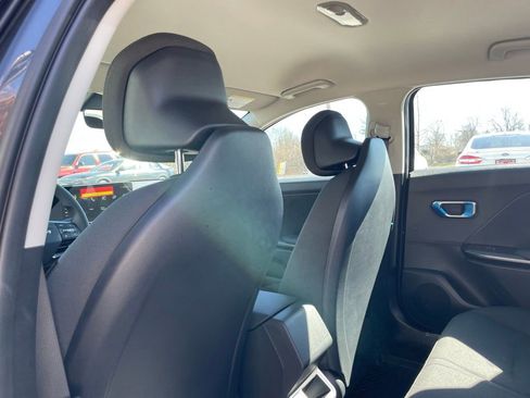 New 2026 Kia K4 FWD image 24