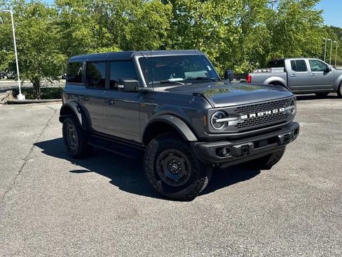 Used 2025 Ford Bronco Badlands AWD/4WD image 2
