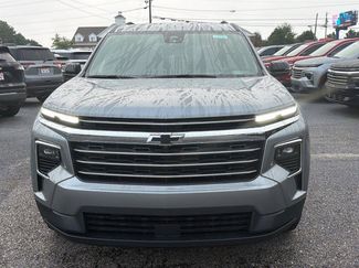 New 2026 Chevrolet Traverse LT w/ Driver Confidence Package FWD video 2