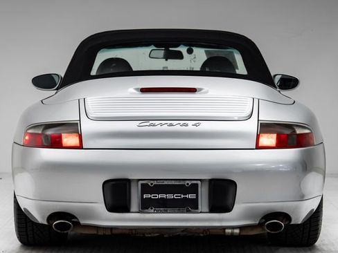 Used 2000 Porsche 911 Carrera RWD image 30