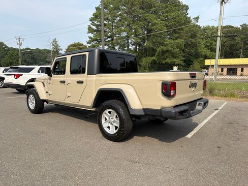 Used 2020 Jeep Gladiator Sport w/ Quick Order Package 24S AWD/4WD image 7