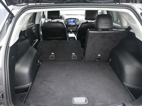 Used 2021 Jeep Compass Limited FWD image 22