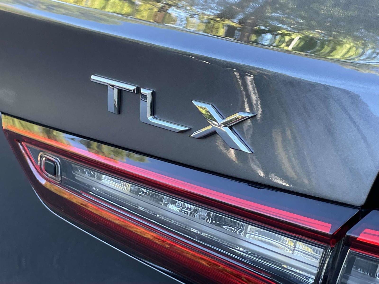 Used 2021 Acura TLX w/ Technology Package FWD image 8