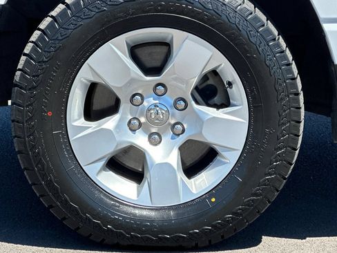 Used 2022 RAM 1500 Big Horn AWD/4WD image 30