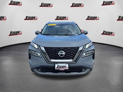 Used 2021 Nissan Rogue SL w/ Premium Package image 2