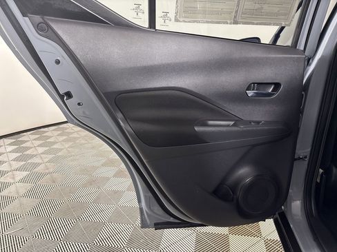 Used 2024 Nissan Kicks SV image 18