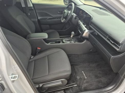 Used 2026 Hyundai Kona SEL Sport FWD image 9