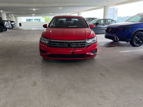 Used 2019 Volkswagen Jetta S FWD image 4
