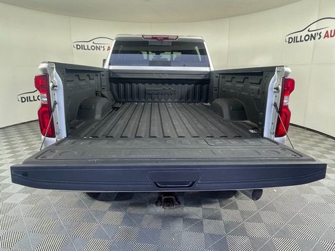 Used 2020 Chevrolet Silverado 2500 High Country w/ Technology Package image 6