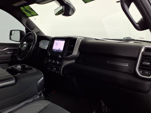 Used 2022 RAM 1500 Big Horn RWD image 9