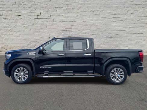 Used 2022 GMC Sierra 1500 Denali image 2