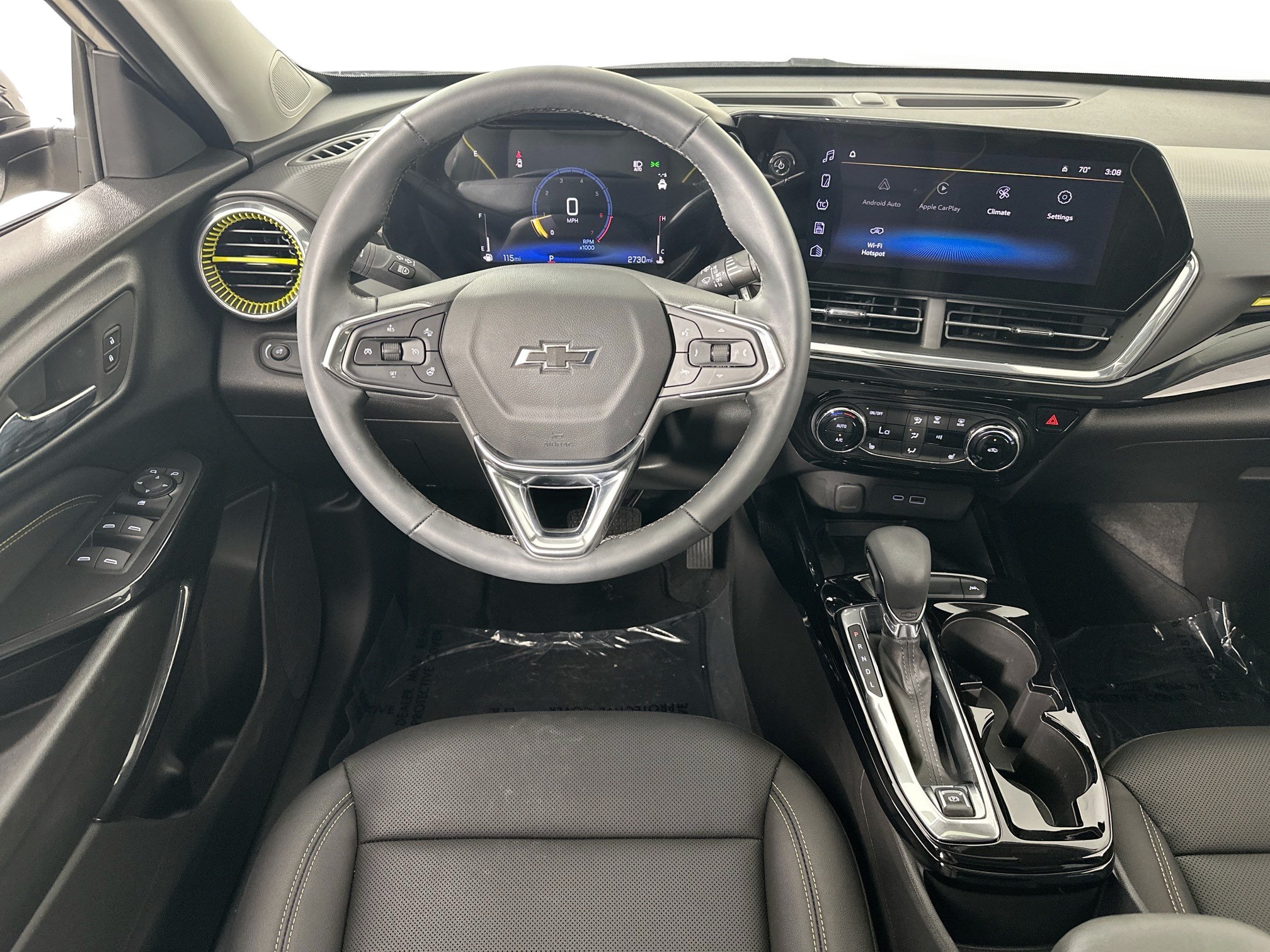 Used 2026 Chevrolet Trax ACTIV w/ Sunroof Package FWD image 22