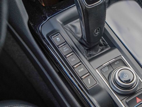 Used 2021 Maserati Levante S image 22