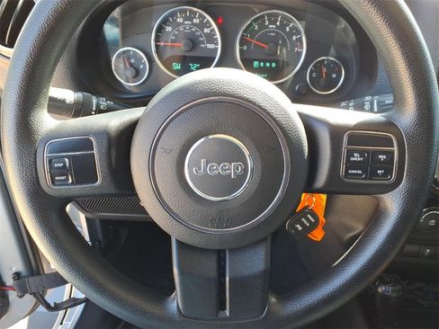 Used 2012 Jeep Wrangler Unlimited Sport image 20