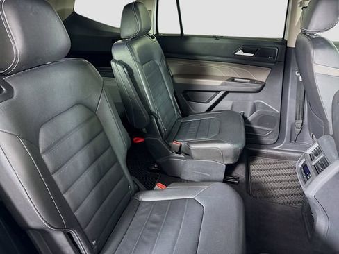Used 2023 Volkswagen Atlas SEL Premium image 31