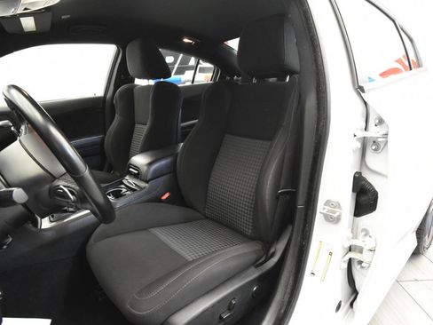 Used 2022 Dodge Charger GT w/ Blacktop Package image 11