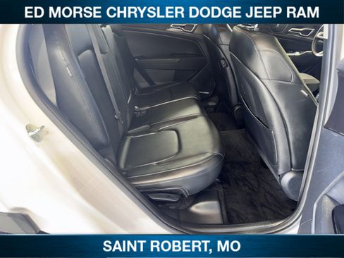 Used 2025 Kia Sportage EX image 26