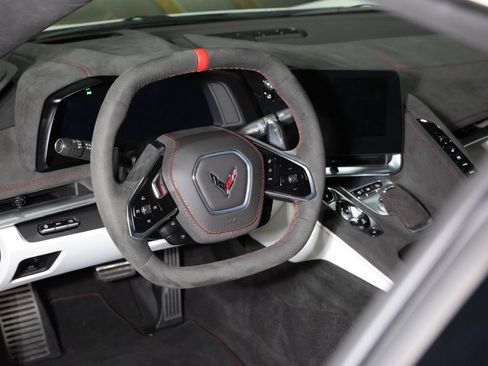 Used 2023 Chevrolet Corvette Stingray Premium Cpe w/ Z51 Performance Package image 14