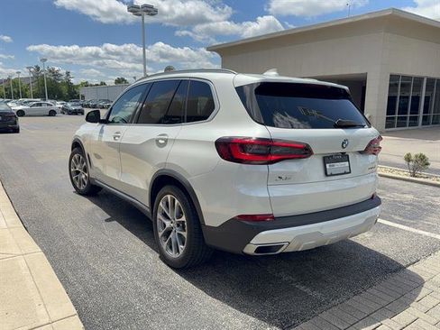 Used 2022 BMW X5 xDrive40i w/ Parking Assistance Package AWD/4WD image 6