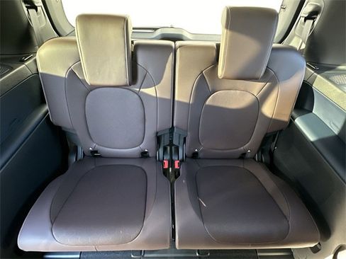 New 2025 Volkswagen ID. Buzz Pro S image 24