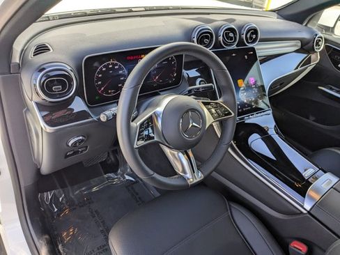 Used 2026 Mercedes-Benz GLC 300 4MATIC image 10