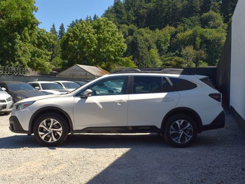 Used 2020 Subaru Outback Limited w/ Popular Package #2 AWD/4WD image 9