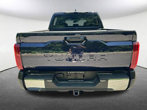 New 2026 Toyota Tundra SR5 AWD/4WD image 8