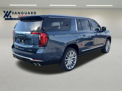 New 2026 GMC Yukon XL Denali w/ Denali Reserve Package image 5