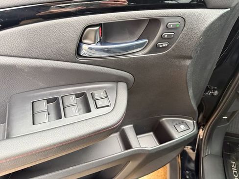 New 2026 Honda Ridgeline Black Edition image 18