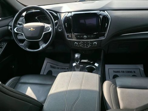 Used 2022 Chevrolet Traverse LT AWD/4WD image 14