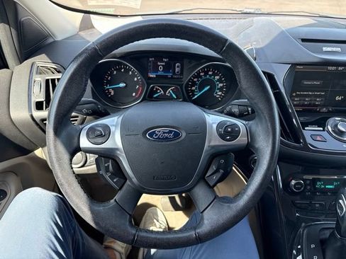 Used 2014 Ford Escape Titanium w/ Equipment Group 401A FWD image 9