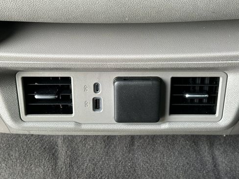 Certified 2026 GMC Sierra 1500 SLT RWD image 15