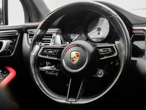 Used 2022 Porsche Macan S AWD/4WD image 20