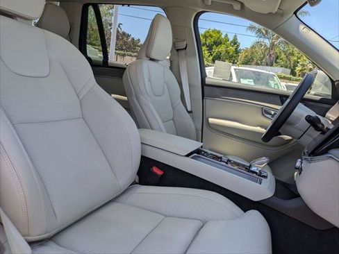 Used 2026 Volvo XC90 T8 Ultra w/ Protection Package Premier AWD/4WD image 25