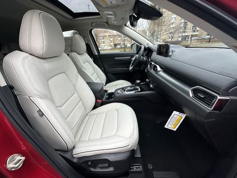 New 2025 MAZDA CX-5 AWD 2.5 S w/ Preferred Package image 28