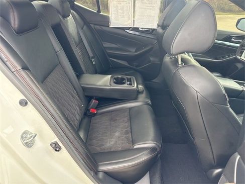 Used 2023 Nissan Maxima SR w/ Sport Mat Group image 36