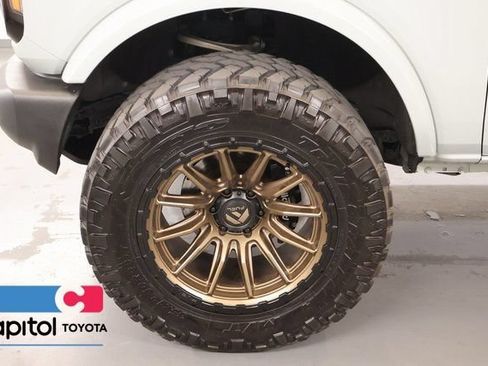 Used 2024 Ford Bronco Outer Banks AWD/4WD image 7