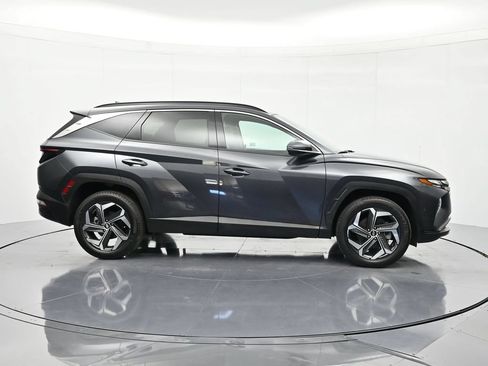 Used 2024 Hyundai Tucson Limited AWD/4WD image 4