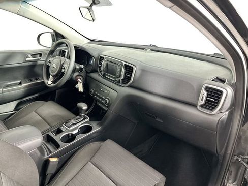 Used 2017 Kia Sportage LX w/ LX Popular Package image 28