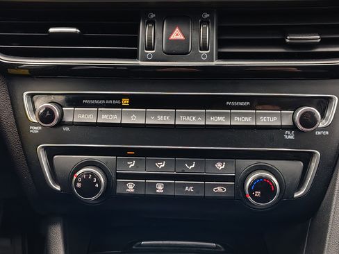 Used 2020 Kia Optima LX image 31