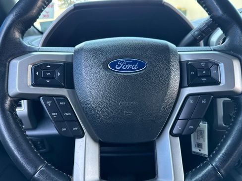 Used 2022 Ford F250 Lariat w/ Lariat Value Package image 32